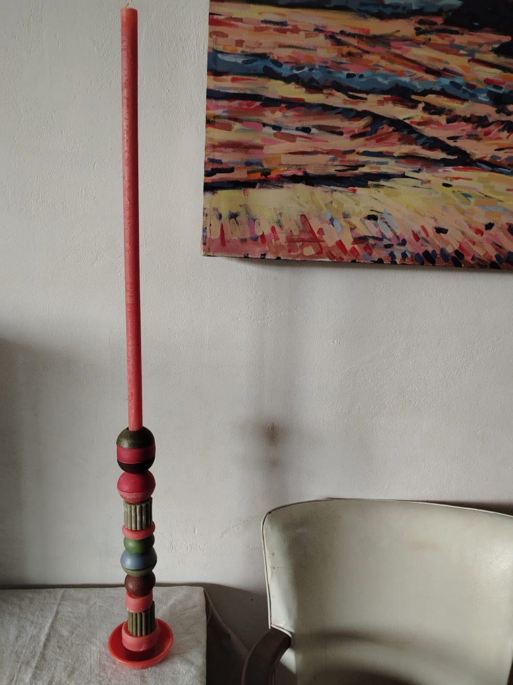 Statement candle with artwork
